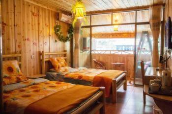 Fenghuang Lifetime True Love Hotel Bagian luar foto